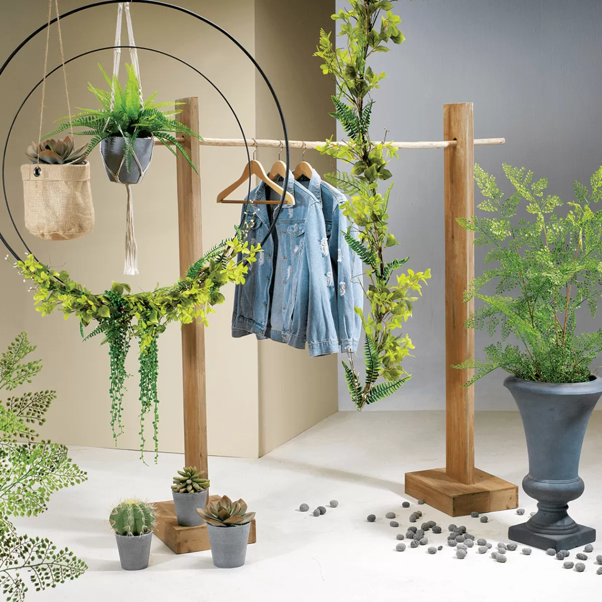 DecoWoerner Anneau Déco En Métal, Entre 58 Et 60 Cm Ø