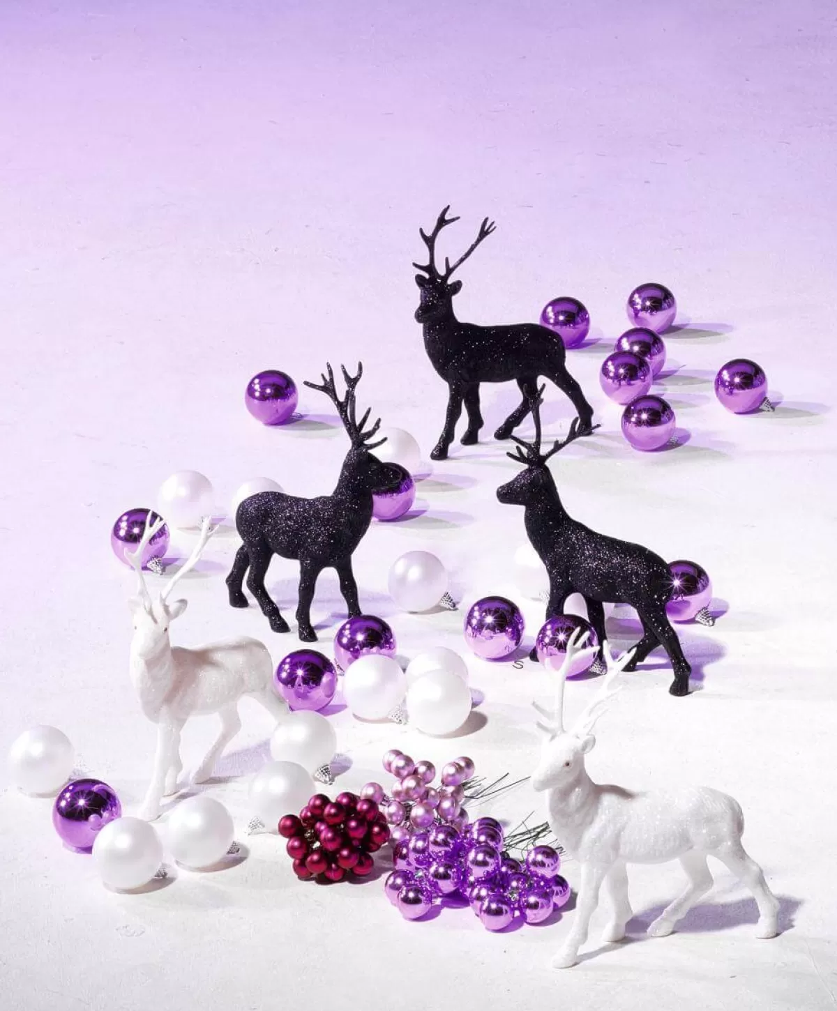 DecoWoerner Boules De Noël Brillantes 6 Cm, Lilas