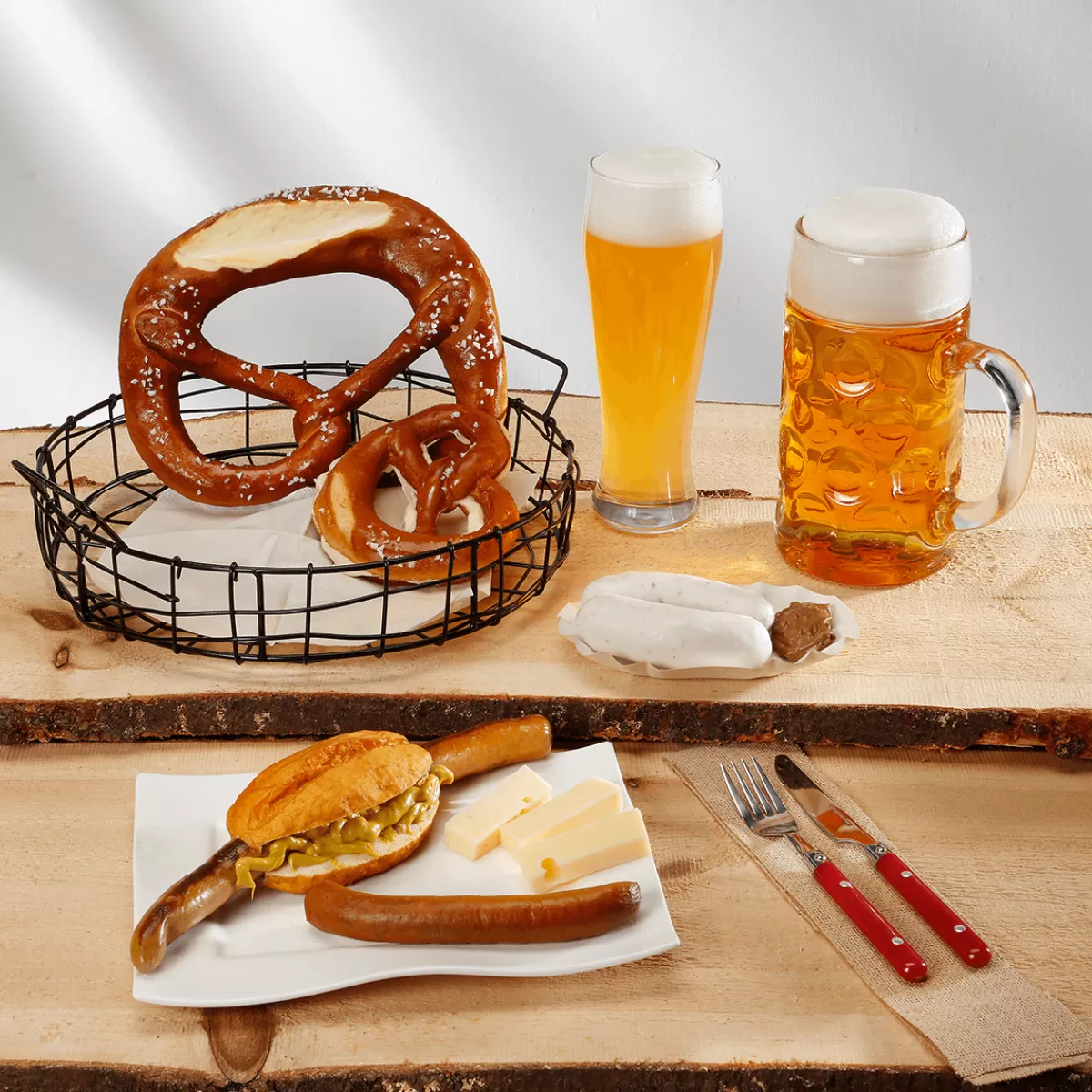 DecoWoerner Bretzel De L'Oktoberfest Aliment Factice 27 Cm