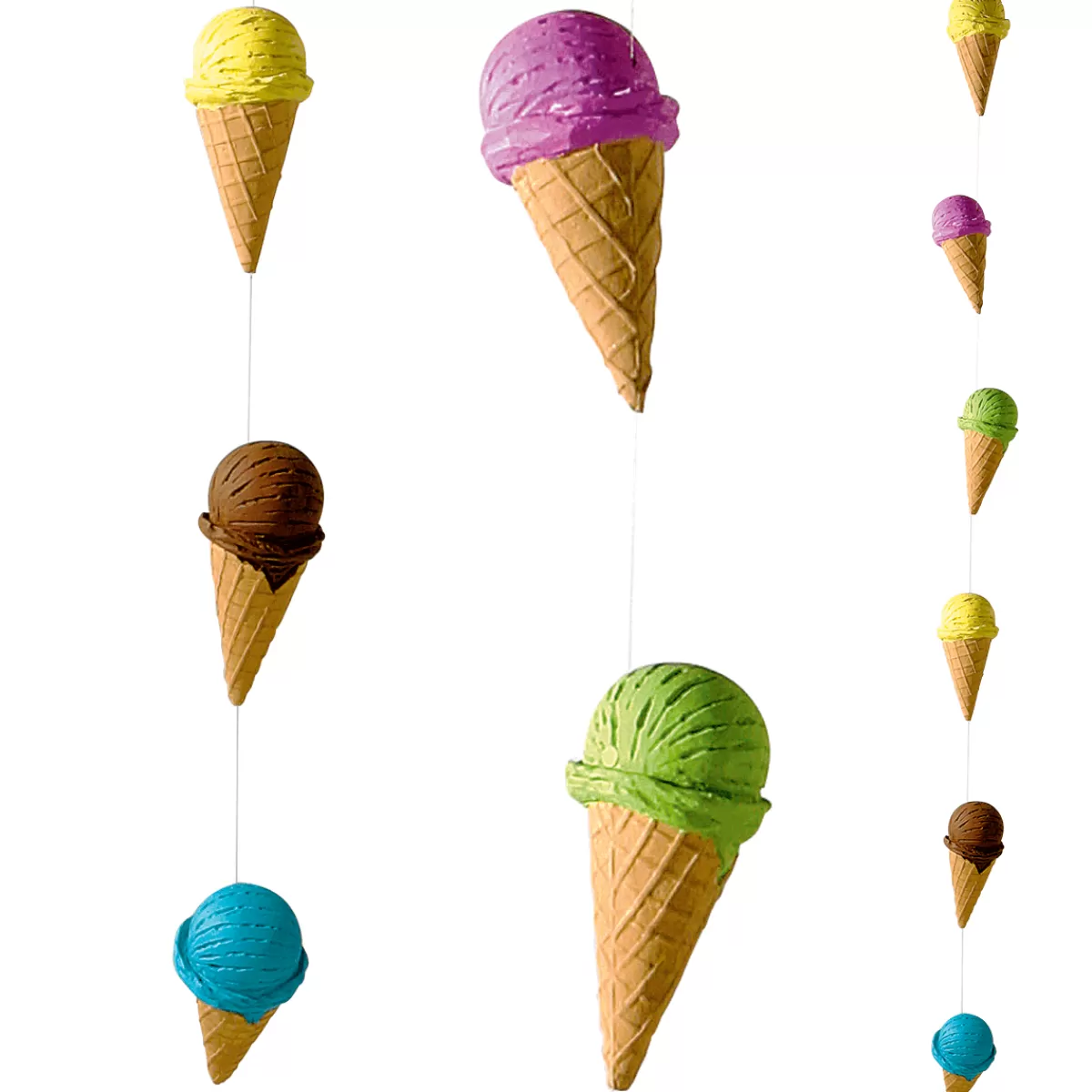 DecoWoerner Chaîne Déco Cornet De Glace Aliment Factice 220 Cm