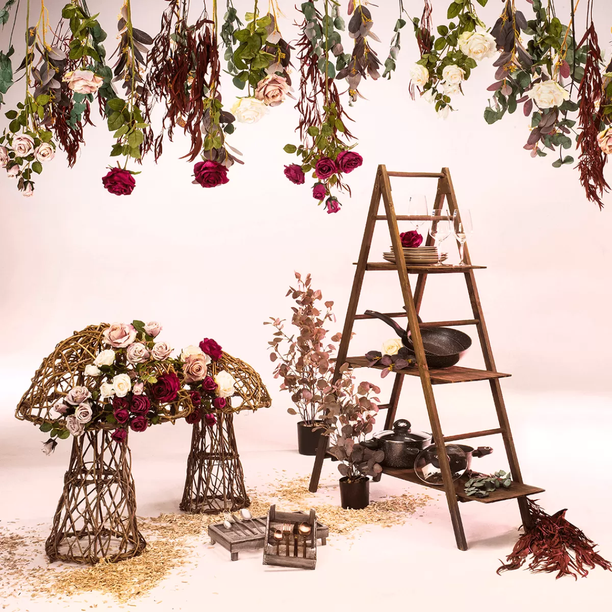 dcoration_branche_deucalyptus_70_cm_de_long_5.webp DecoWoerner Décoration Branche D'eucalyptus, 70 Cm De Long