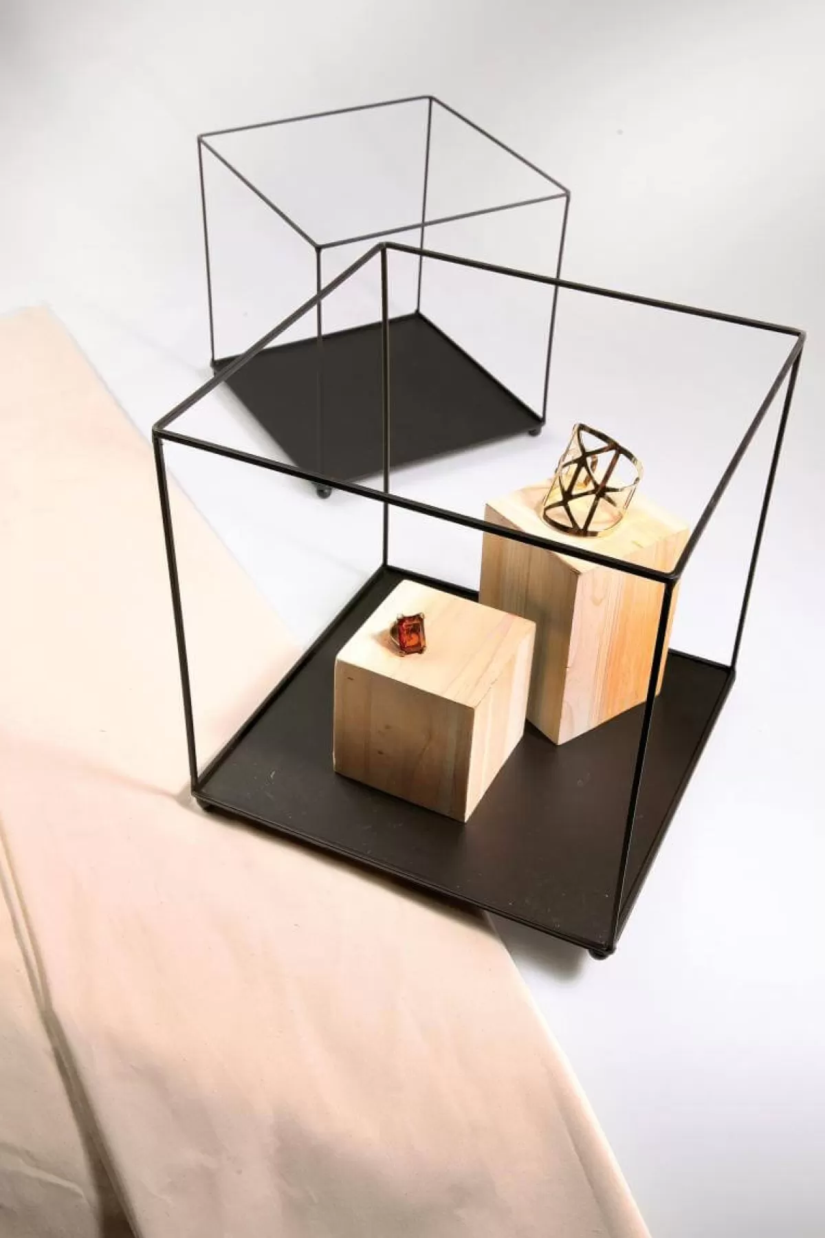 DecoWoerner Etagère En Métal Carrée e 20/30 Cm 2 Pces