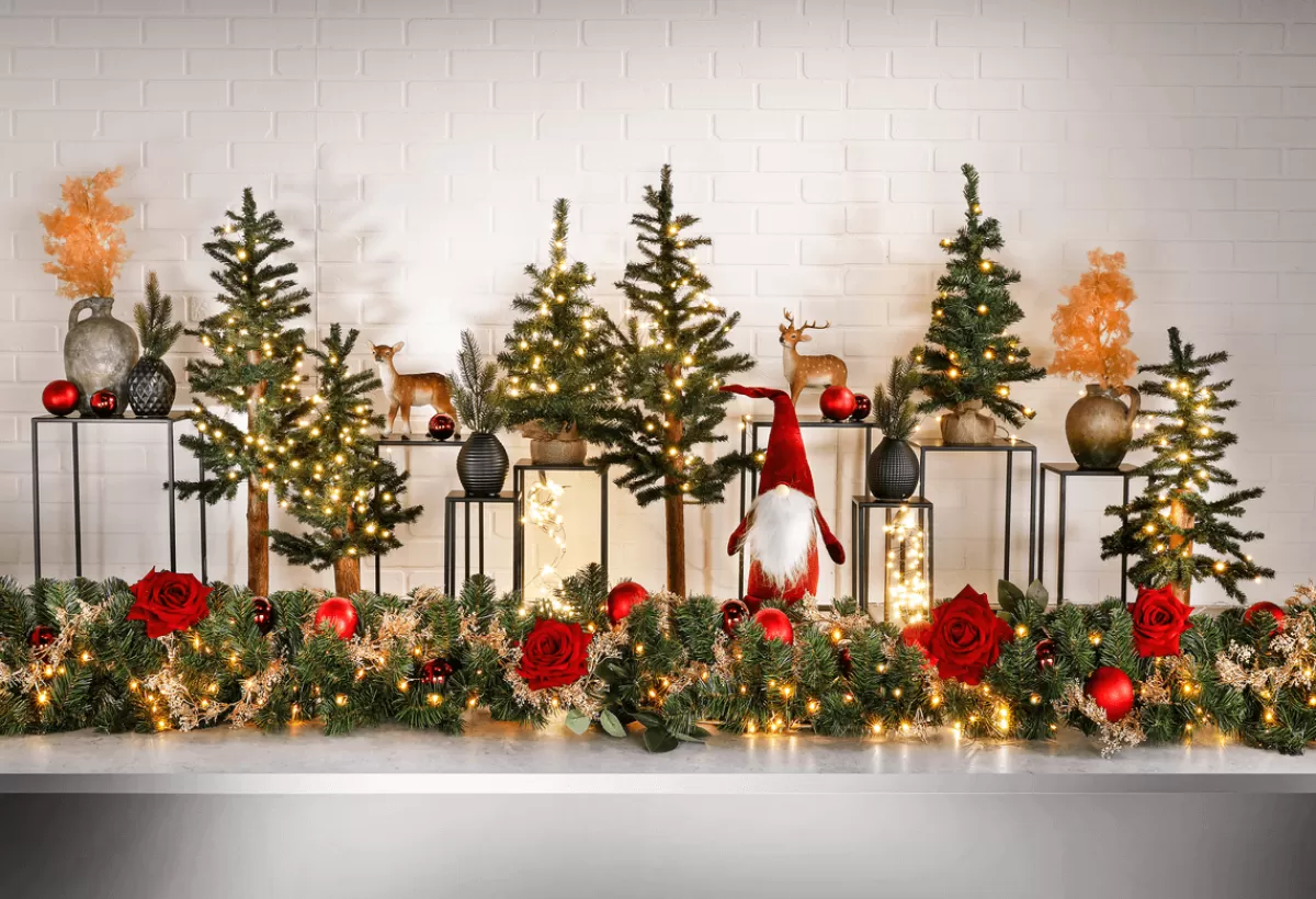 DecoWoerner Figurine Décorative De Cerf En Polyrésine 23 X 20 X 6 Cm (H X L X P)