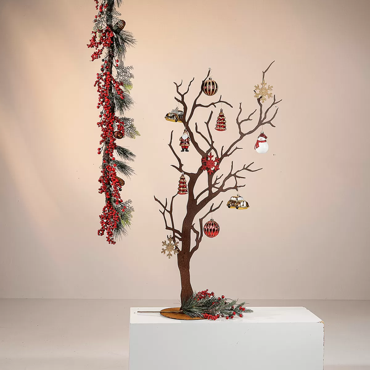 DecoWoerner Mélange D'étiquettes De Noël Boîte 25 Pièces 8 Cm Ø