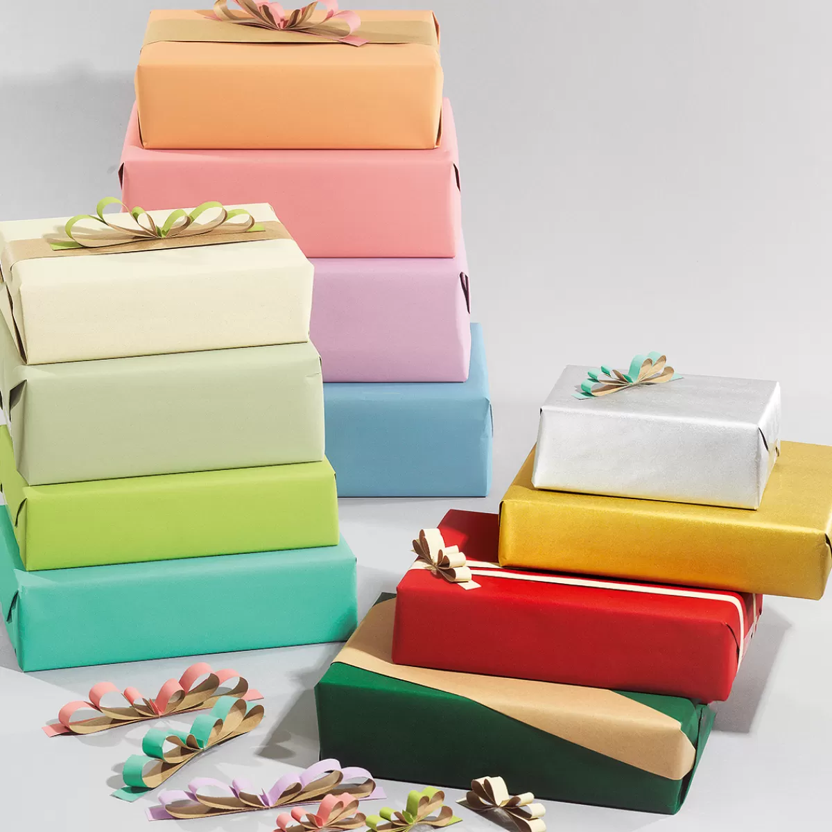 papier_kraft_recycl_uni_orange__rouleau_de_papier_cadeau_de_50_m_6.webp DecoWoerner Papier Kraft Recyclé Uni - Rouleau De Papier Cadeau De 50 M