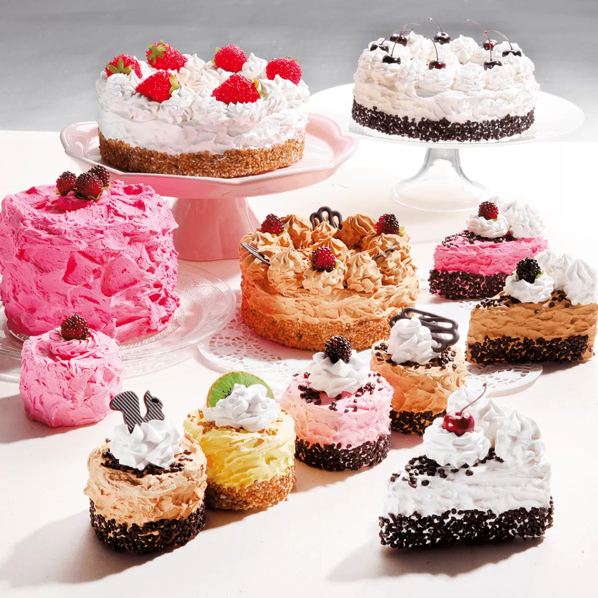 DecoWoerner Pièces De Tarte Aux Framboises, Set De 2 Fausses Pièces Alimentaires 12 Cm