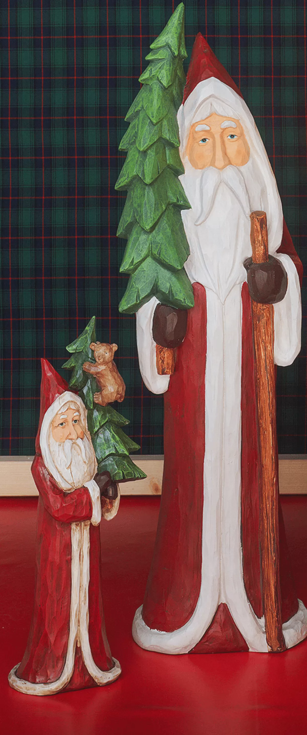 pre_nol_peint_daprs_nature_en_imitation_bois_51_cm_3-1.webp DecoWoerner Père Noël Peint D'après Nature En Imitation Bois 51 Cm