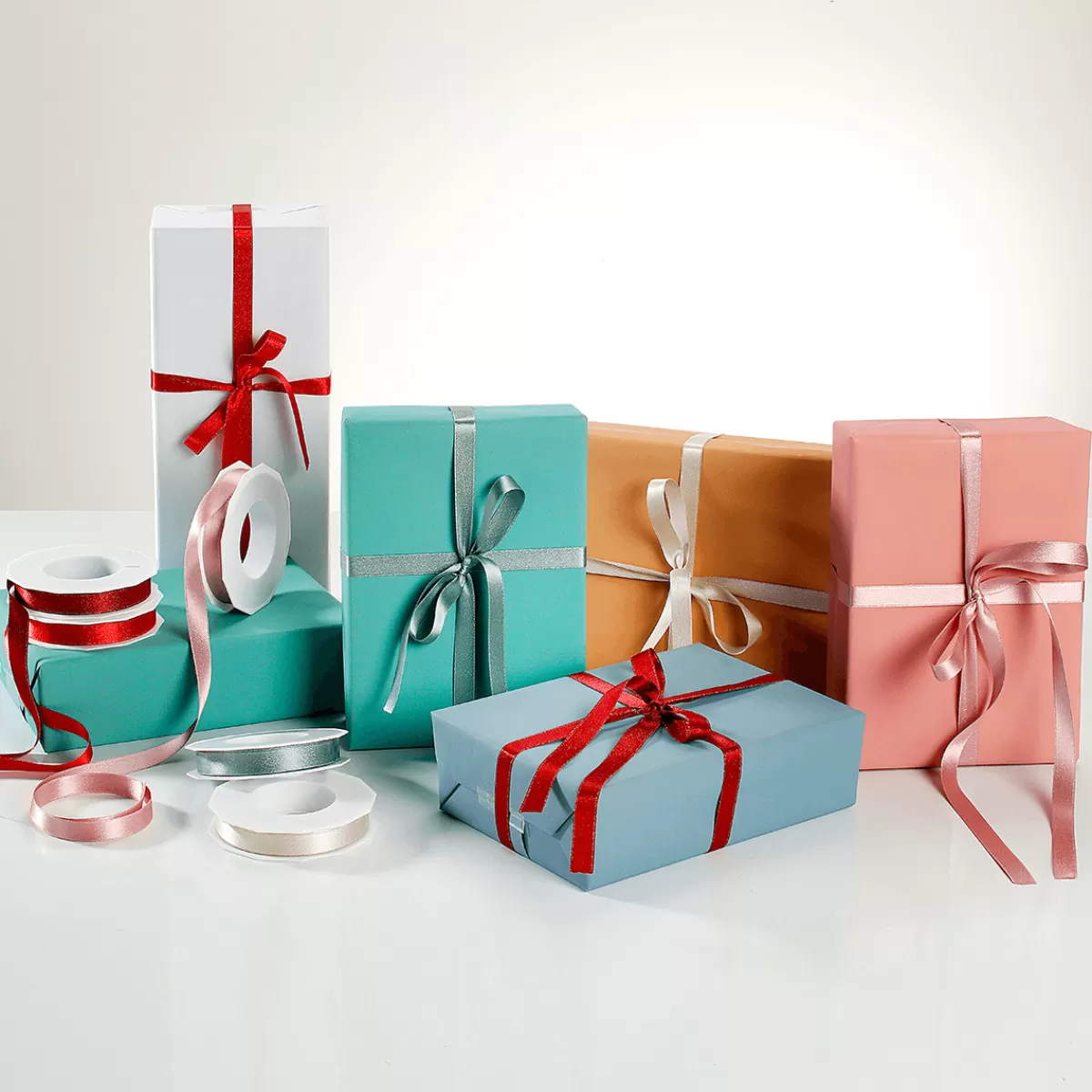 DecoWoerner Ruban De Satin à Paillettes, 15 Mm, 20 M, Menthe