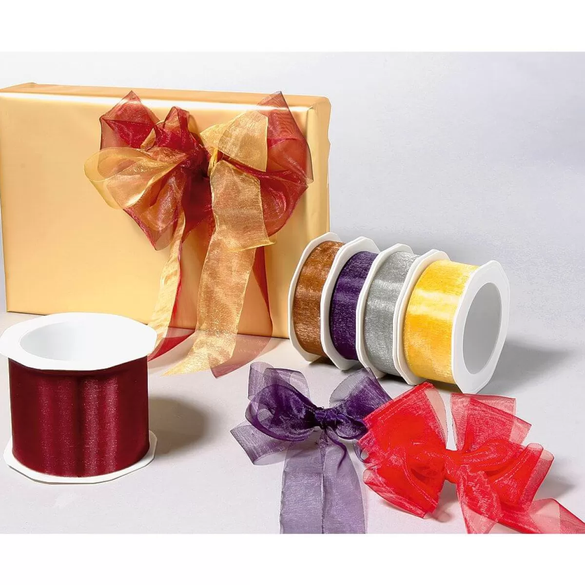 ruban_en_crpe_de_chine_larg_70_mm_dor_3.webp DecoWoerner Ruban En Crêpe De Chine, Larg. 70 Mm, Dé