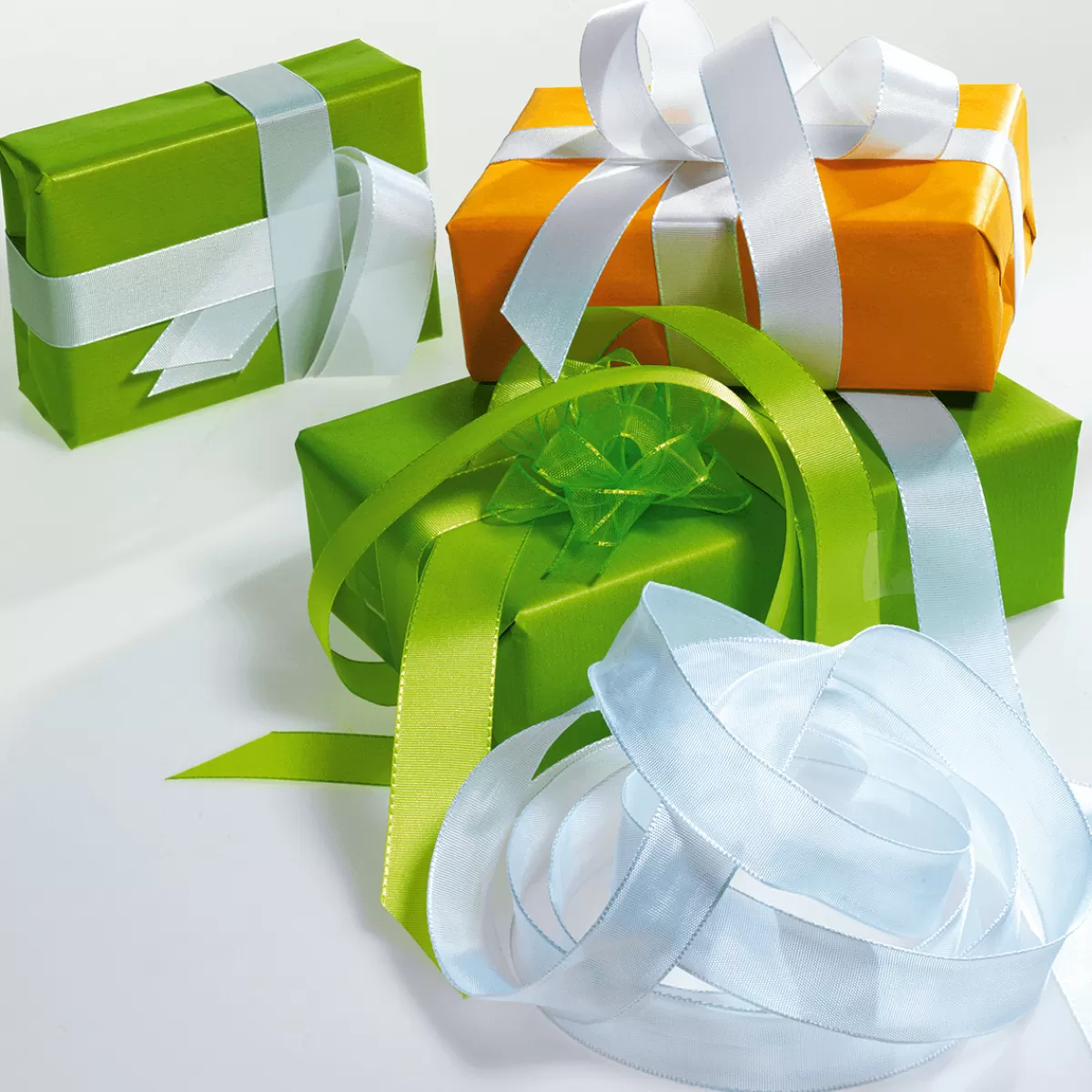 DecoWoerner Ruban En Tissu Avec Bord En Fil De Fer, , Larg. 60 Mm