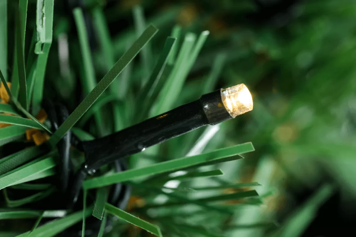 DecoWoerner Sapin De Noël Artificiel Décoré De LED, Boules De Noël s, Nœuds, étoiles De Noël Et Petits Cadeaux 180 Cm