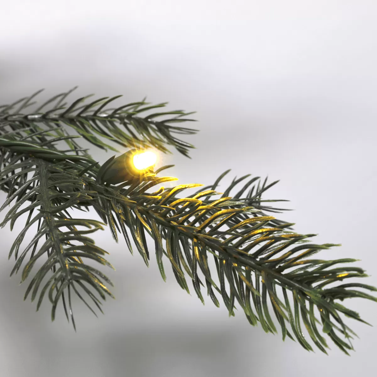 DecoWoerner Sapin De Noël Artificiel Nordmann Avec LED 150 Cm