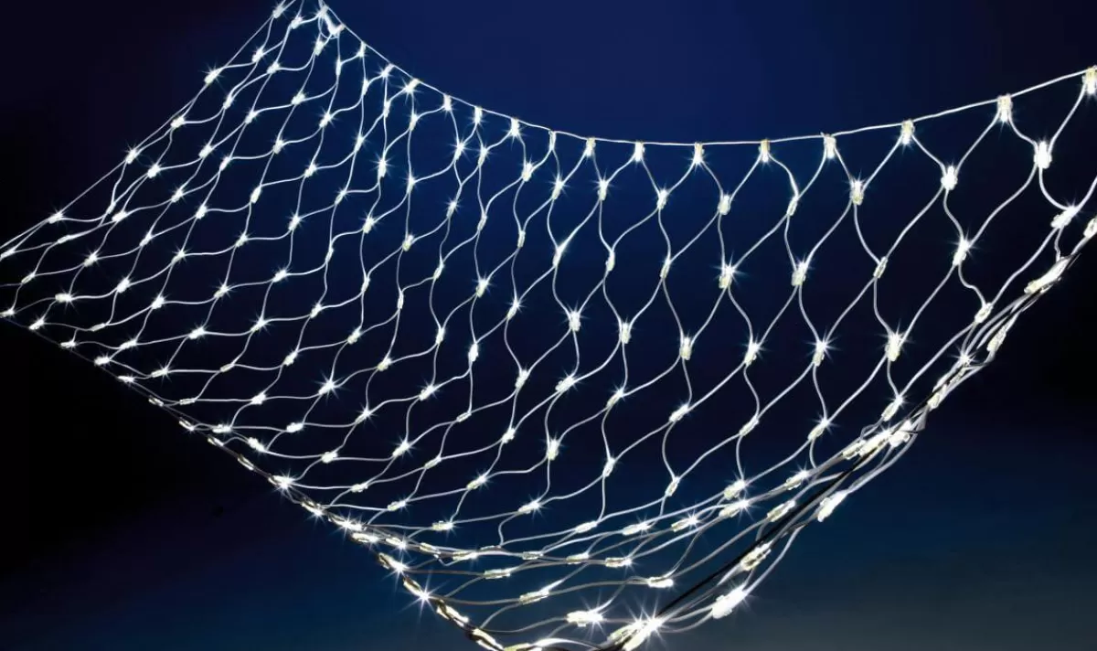 systme_filet_lumineux_pour_lext_led_blanche_cble_blanc_250_x_120_cm_4-1.webp DecoWoerner Système Filet Lumineux Pour L’ext., LED he, Câble , 250 X 120 Cm