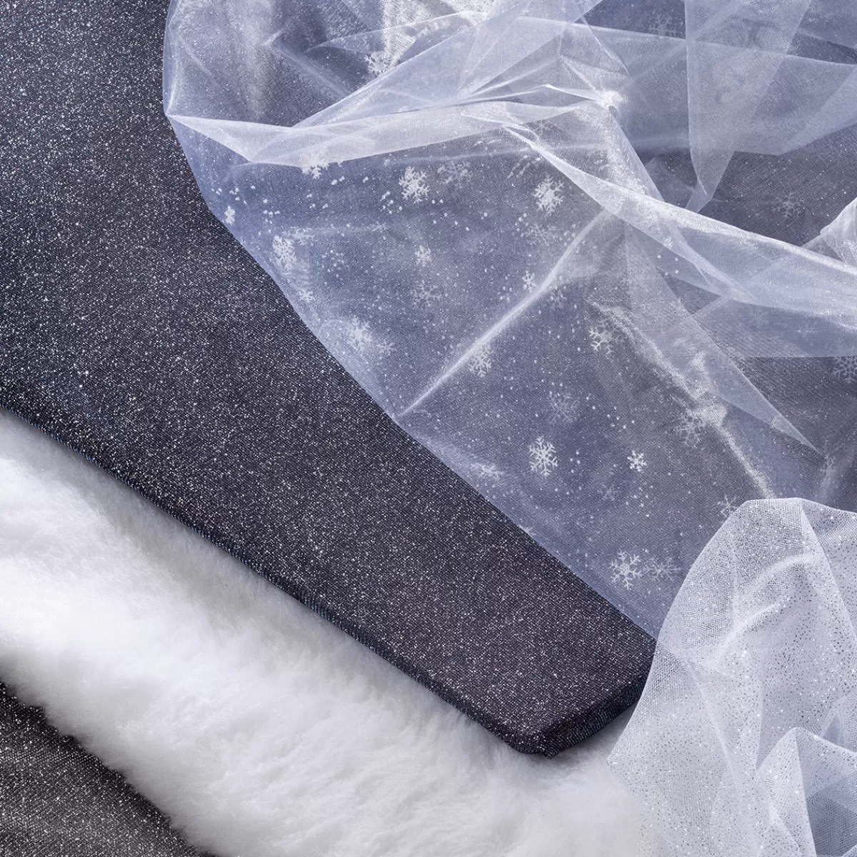 DecoWoerner Tissu Flocons De Neige En Organza Larg. 150 Cm